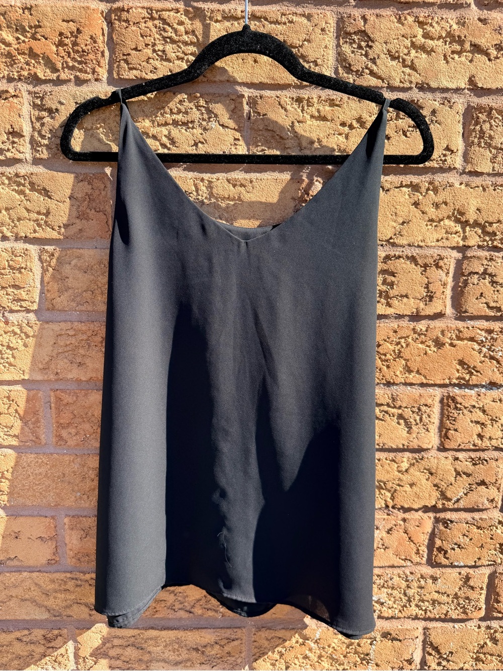 💫4/$25 • Reitmans Essentials Black Camisole Swing Tank